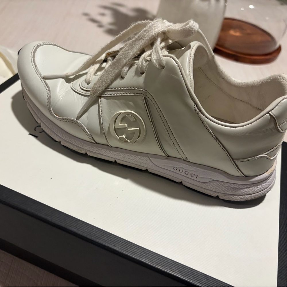 Gucci Cream White Shoes and Satin Dust Bag - Picture 9 of 10